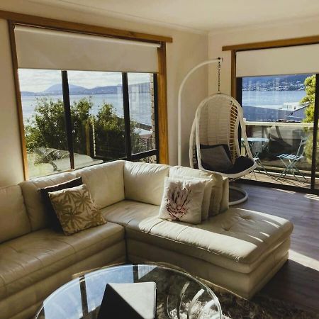 Spacious Modern Home Outstanding Views Sleeps 9 Hobart Dış mekan fotoğraf