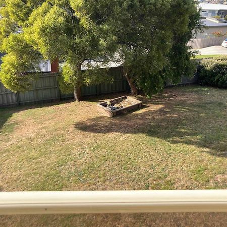 Spacious Modern Home Outstanding Views Sleeps 9 Hobart Dış mekan fotoğraf
