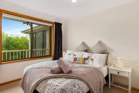 Spacious Modern Home Outstanding Views Sleeps 9 Hobart Dış mekan fotoğraf